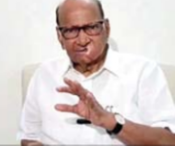 मुख्यमंत्री फडणवीस काे एनसीपी के विलय पर बाेलने का अधिकार नहीं !